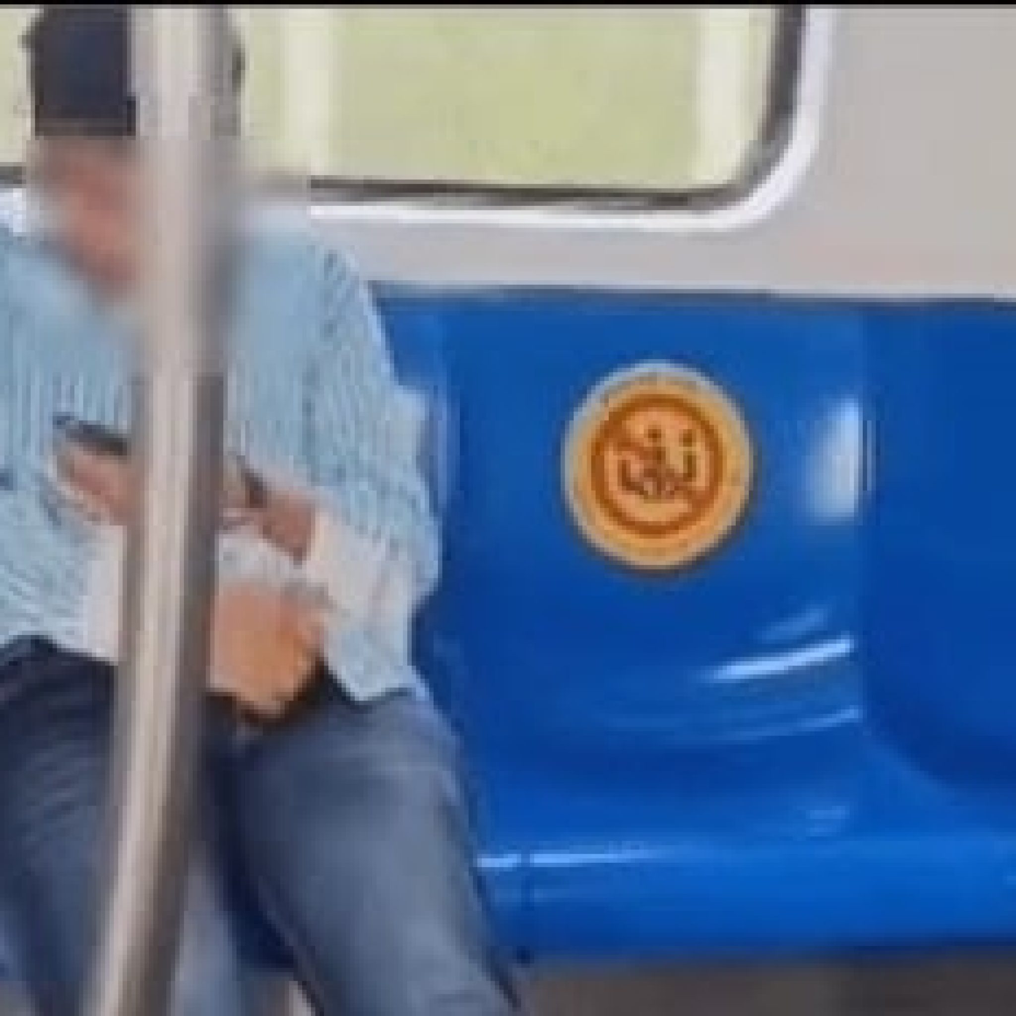 Dmrc Responds Man Arrested After Viral Delhi Metro Masturbation Video Kbd News